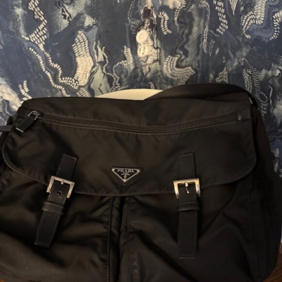 Prada 13" Nylon Messenger bag - Picture 6 of 6